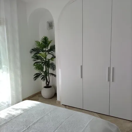 Sherden - Esmeralda Luxury