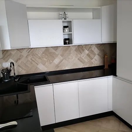 Sherden - Esmeralda Luxury Apartment *